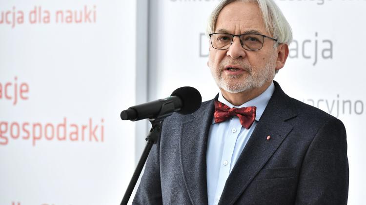 Миннауки: Заместитель министра Максимович возглавляет команду по борьбе с коронавирусом