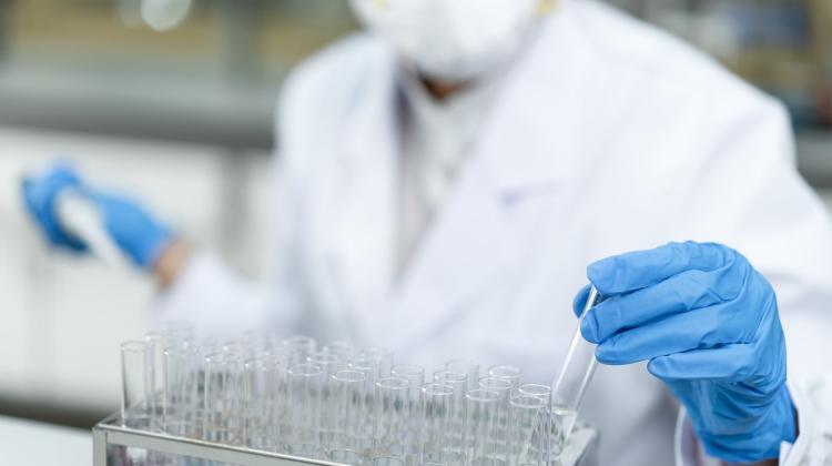 МФиПР: оборудование медицинских вузов поможет лечить больных COVID-19