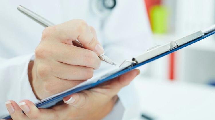 Ольштын/ Студенты-медики добровольно разговаривают с людьми, зараженными Covid-19