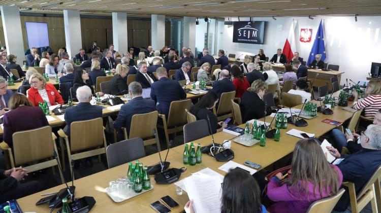 Сейм/ На следующей неделе комитет по здравоохранению продолжит обсуждение ПРО