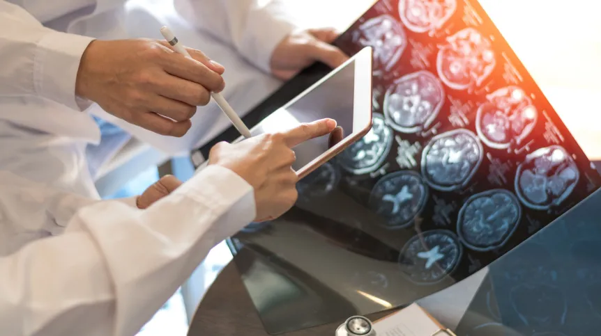 Эксперты: нехватка кадров — одна из самых больших угроз в онкологии; мы пытаемся это изменить